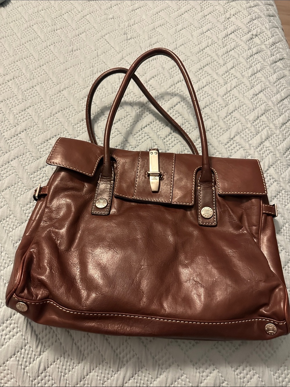 Michael Kors Rich Brown Leather Shoulder Tote with silver-Tone Hardware